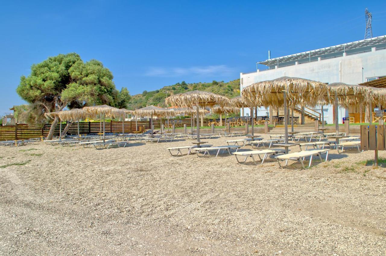 Epipleon Luxury Suites -105- Δωμάτιο 35Τμ Με Βεράντα 35Τμ Μπροστά Στη Θάλασσα Nafpaktos Dış mekan fotoğraf